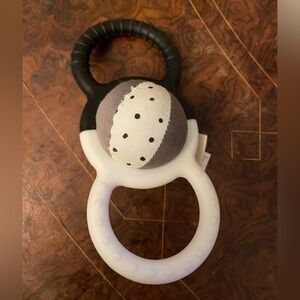 Lovevery Silicone Rattle with Removable Ball - Looker Play Kit